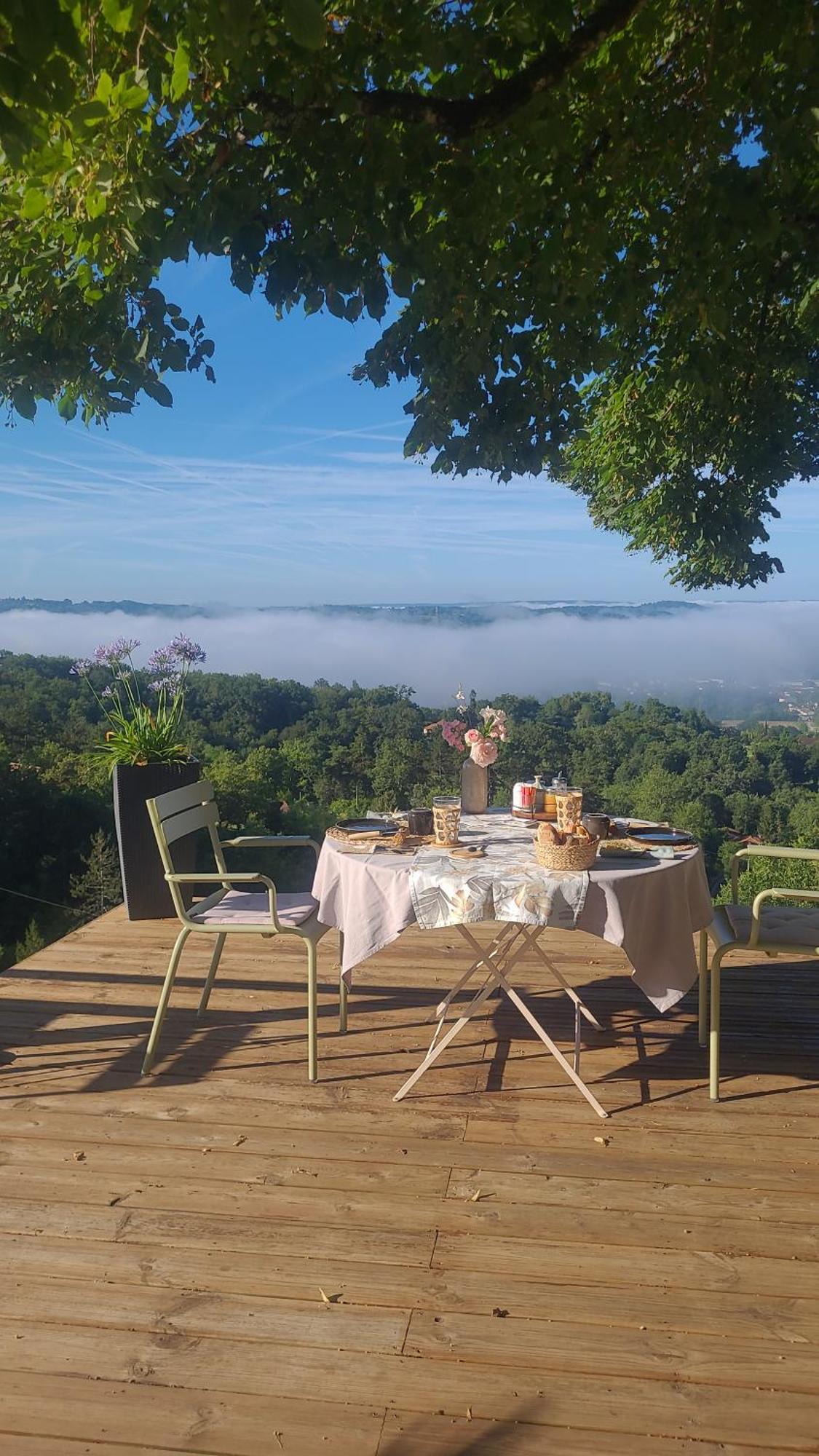 Le Clos Des Etoiles B&B Le Bugue Esterno foto
