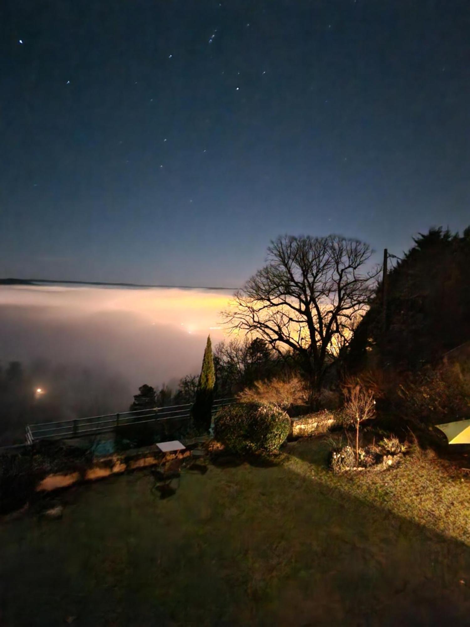 Le Clos Des Etoiles B&B Le Bugue Esterno foto